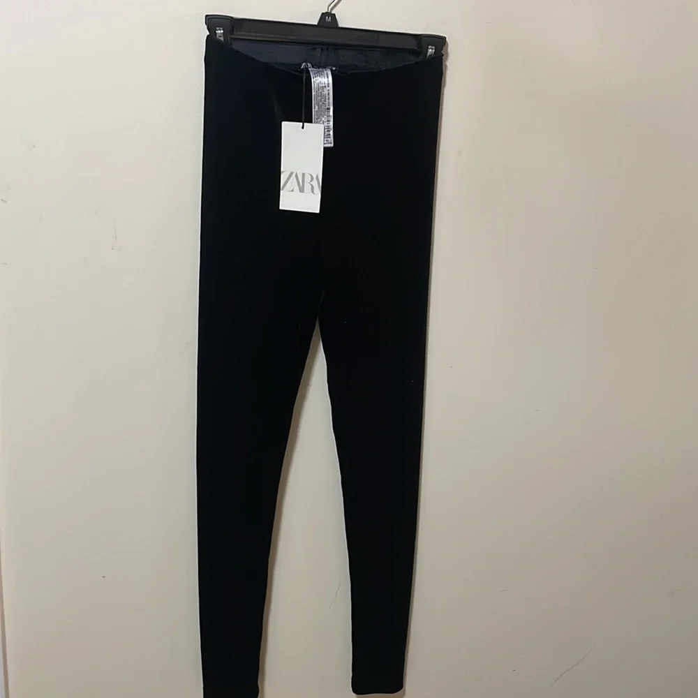 Zara black velvet leggings - Picture 3 of 11
